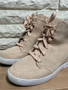 Sorel Out N About Wedge Booties Boots Nova Sand Suede lace up sz 8.5 4913-260